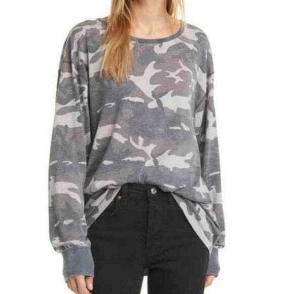 We The Free Arielle Camo Print Long Sleeve Tee Shirt Oversized Slouch Fit M Fall - Picture 1 of 10